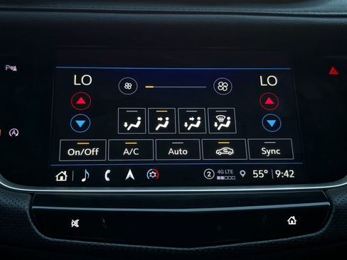 Used 2021 Cadillac XT5 Premium Luxury w/ LPO, Floor Liner Package FWD image 50