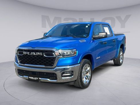 Used 2025 RAM 1500 Big Horn AWD/4WD image 1