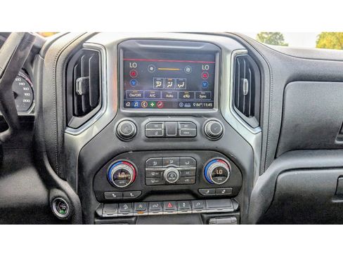 Used 2020 Chevrolet Silverado 1500 LT Trail Boss image 24