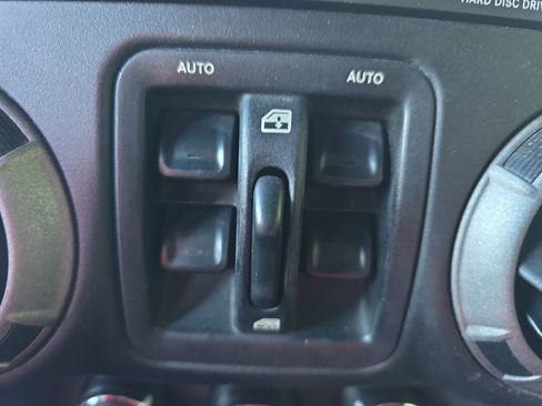 Used 2016 Jeep Wrangler Unlimited Sport w/ Quick Order Package 24S AWD/4WD image 22