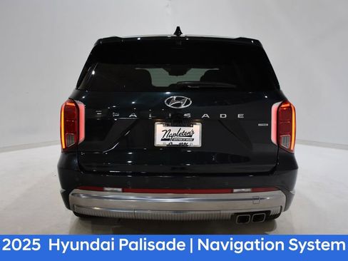 Used 2025 Hyundai Palisade Calligraphy image 5