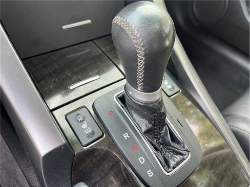 Used 2012 Acura TSX Sport Wagon FWD image 23