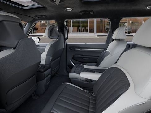 New 2026 Kia EV9 GT-Line image 18