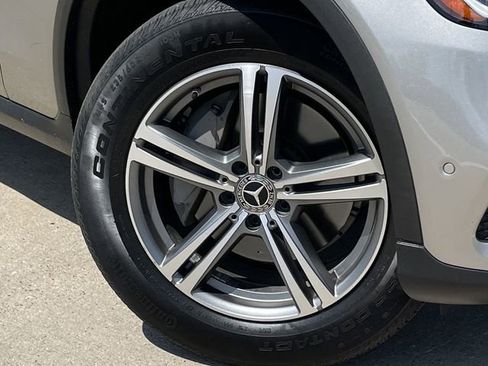 Used 2020 Mercedes-Benz GLC 300 image 8