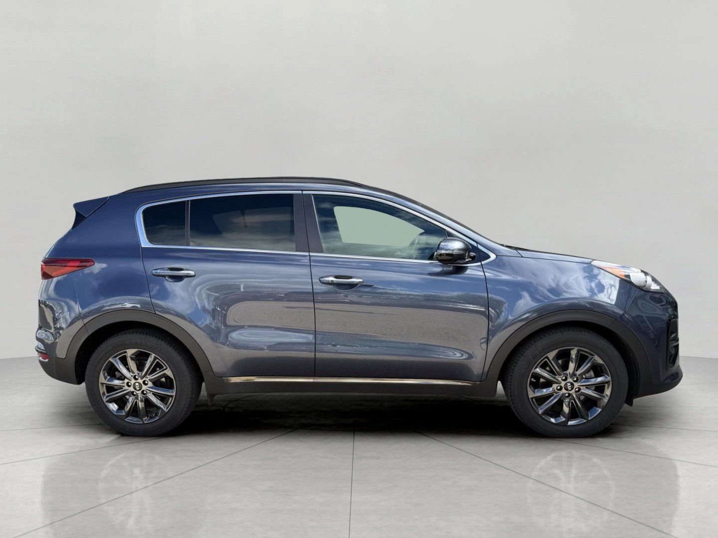 Used 2020 Kia Sportage S w/ S Premium Package FWD image 12