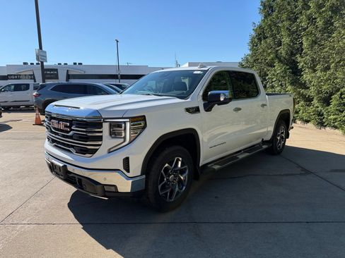New 2026 GMC Sierra 1500 SLT w/ SLT Premium Plus Package AWD/4WD image 7