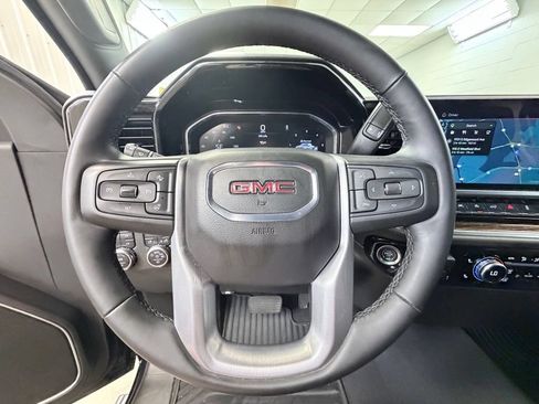 Used 2025 GMC Sierra 1500 Elevation w/ X31 Off-Road Package AWD/4WD image 39