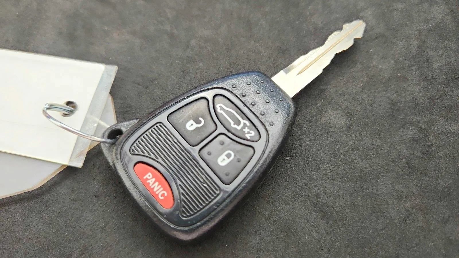 Used 2013 Dodge Avenger SE FWD image 13