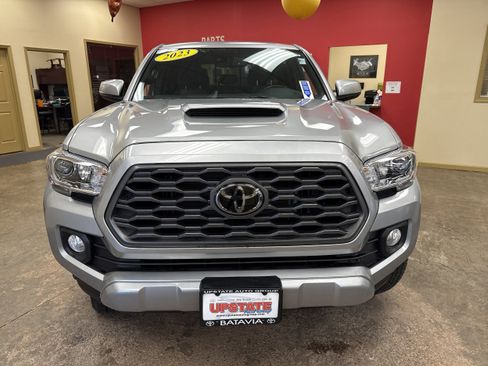 Used 2023 Toyota Tacoma TRD Sport image 13