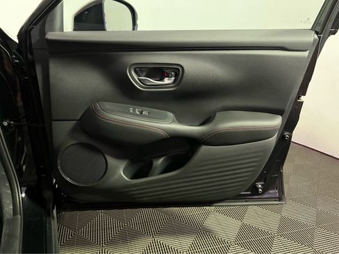 Used 2025 Honda HR-V Sport image 26