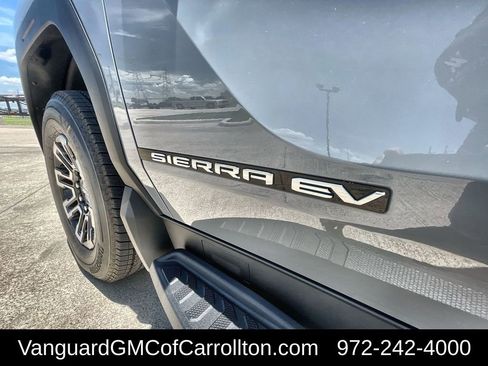 New 2026 GMC Sierra EV Elevation image 38