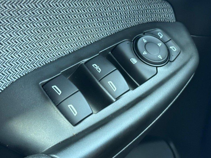Used 2023 Chevrolet TrailBlazer LT FWD image 22