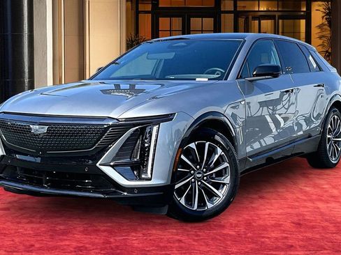 New 2026 Cadillac Lyriq Sport AWD/4WD image 1