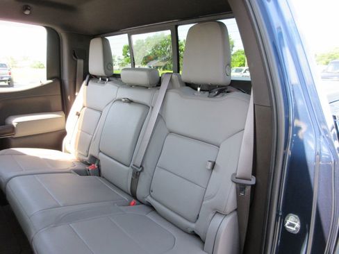 Used 2019 GMC Sierra 1500 SLT w/ SLT Premium Package AWD/4WD image 21