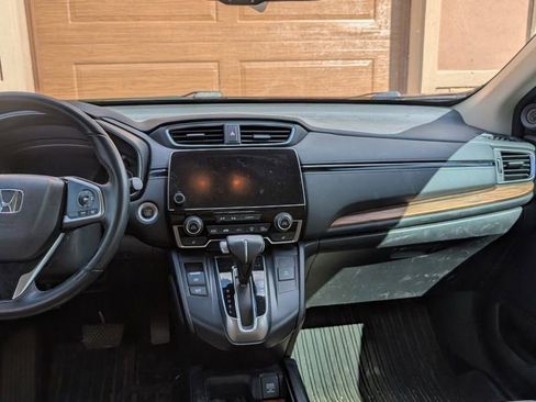Used 2018 Honda CR-V Touring image 4