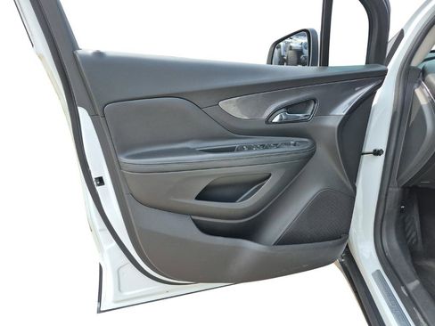 Used 2019 Buick Encore Preferred image 26