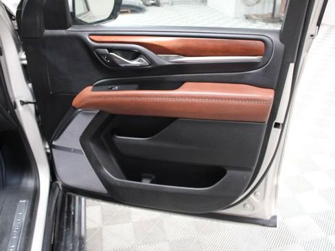 Used 2023 GMC Yukon XL Denali Ultimate w/ LPO, Floor Liner Package image 26