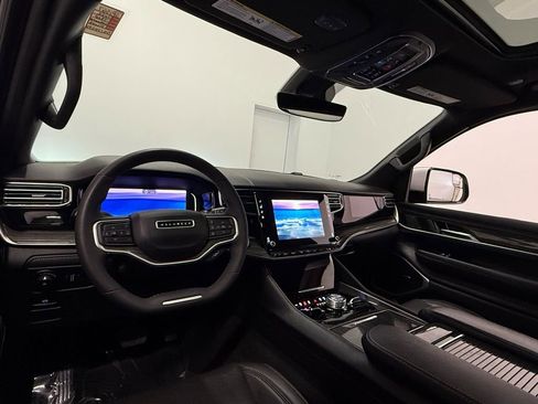 Used 2022 Jeep Wagoneer Series II w/ Convenience Group I image 27