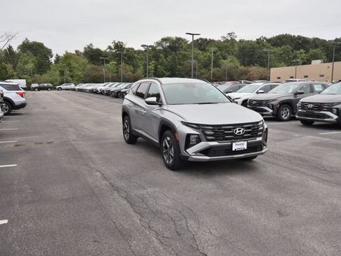 Used 2025 Hyundai Tucson SEL AWD/4WD image 10