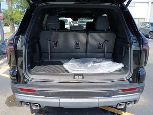 New 2026 Chevrolet Traverse LT w/ Driver Confidence Package image 24