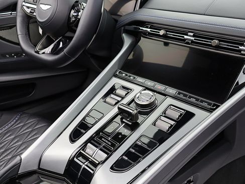 Used 2024 Aston Martin DB12 Convertible RWD image 48