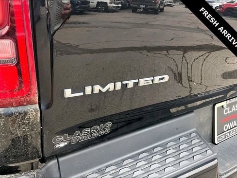 Used 2019 RAM 1500 Limited w/ Advanced Safety Group AWD/4WD image 25