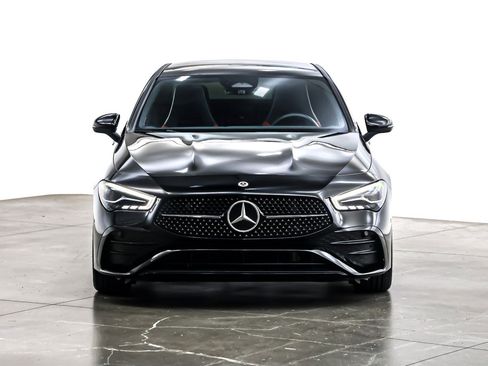 Used 2025 Mercedes-Benz CLA 250 4MATIC image 4