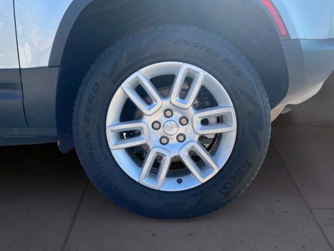 Used 2022 Land Rover Defender 90 S image 28