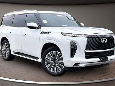 Used 2025 INFINITI QX80 Sensory AWD/4WD image 10