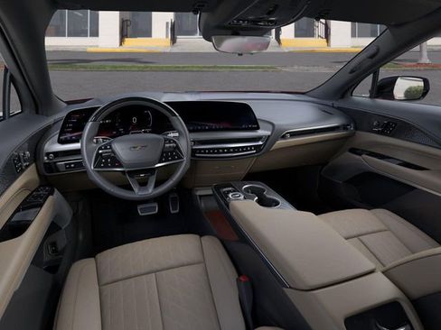 New 2026 Cadillac Lyriq V AWD/4WD image 15