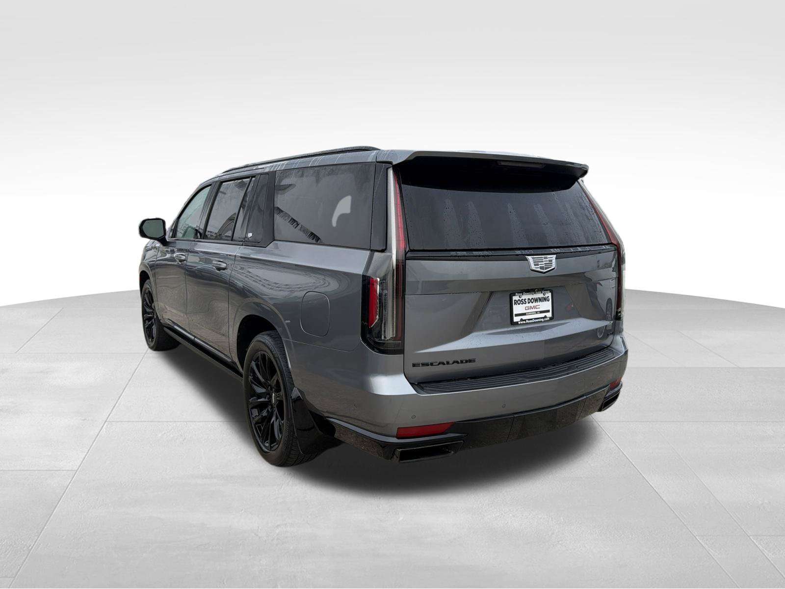 Used 2022 Cadillac Escalade ESV Sport Platinum w/ LPO, ONYX Package AWD/4WD image 6
