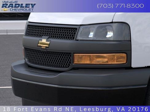 New 2025 Chevrolet Express 2500 Extended image 15