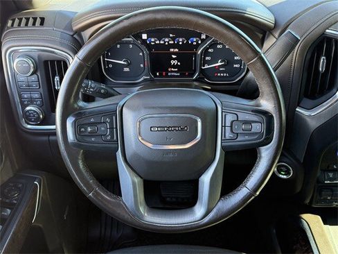 Used 2022 GMC Sierra 2500 Denali image 14