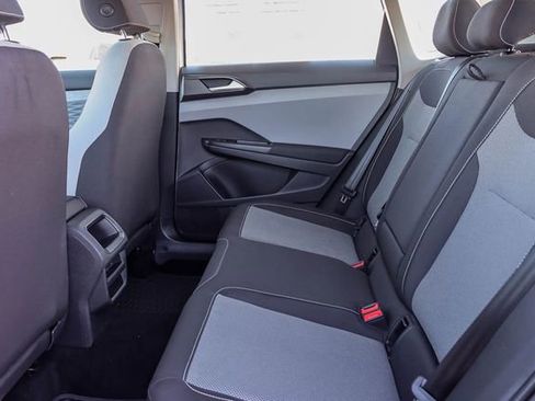 Used 2022 Volkswagen Taos S image 19