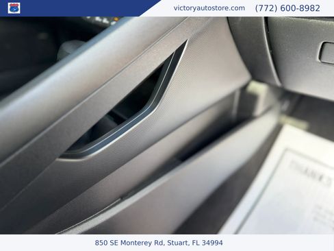 Used 2023 Hyundai Elantra Limited FWD image 46