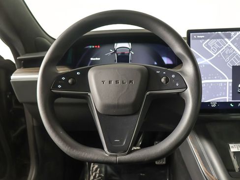 Used 2023 Tesla Model S Standard Range AWD/4WD image 38