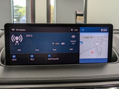 Used 2022 Acura MDX SH-AWD w/ Advance Package image 11