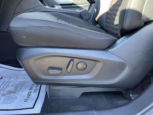 Used 2020 Ford Explorer XLT AWD/4WD image 23