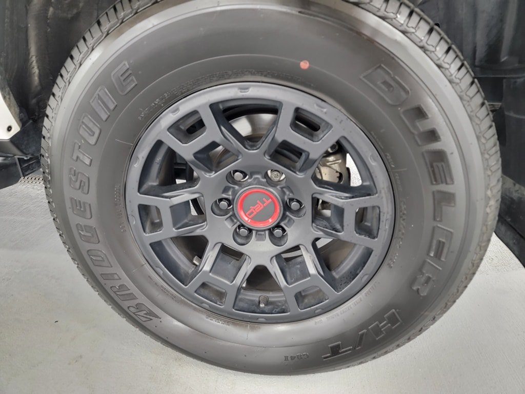 Certified 2024 Toyota 4Runner TRD Off-Road Premium w/ TRD Black Wheel Package (TMS) AWD/4WD image 10
