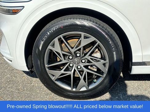 Used 2022 Genesis GV70 2.5T w/ Select Package AWD/4WD image 13
