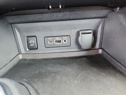 Used 2024 Nissan Sentra SV w/ All-Weather Package FWD image 19