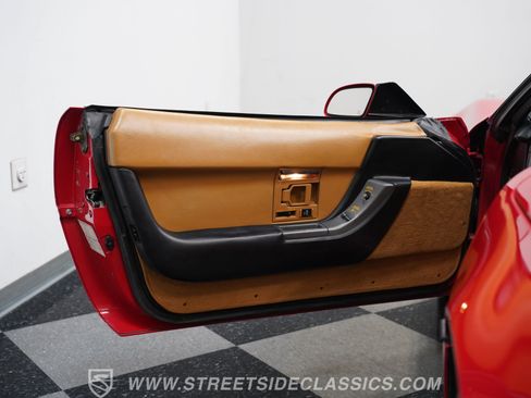 Used 1990 Chevrolet Corvette Convertible RWD image 38