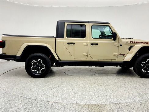 Used 2022 Jeep Gladiator Rubicon w/ LED Lighting Group AWD/4WD image 4