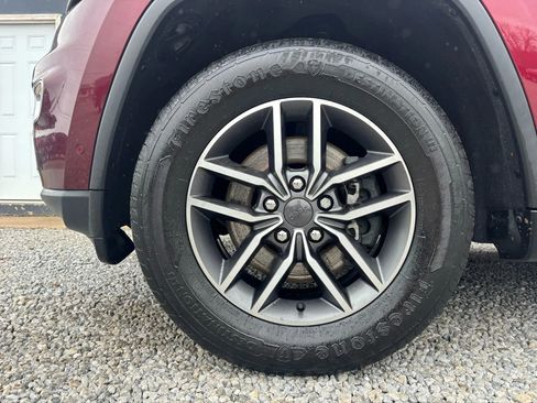 Used 2021 Jeep Grand Cherokee Limited w/ Luxury Group II image 12