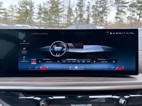 New 2026 BMW X7 xDrive40i AWD/4WD image 18