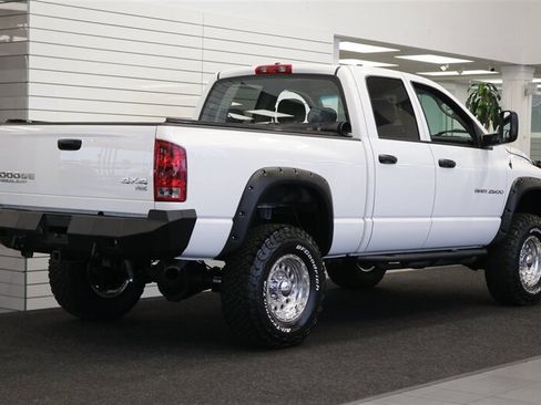 Used 2004 Dodge Ram 2500 Truck SLT AWD/4WD image 7