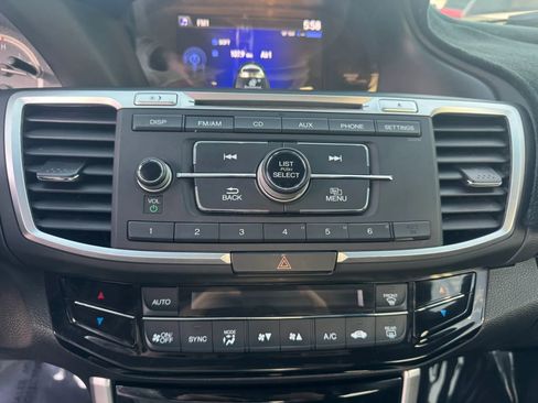 Used 2016 Honda Accord LX image 17