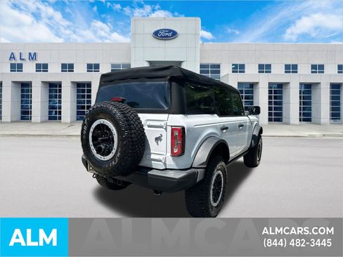 Used 2023 Ford Bronco Badlands AWD/4WD image 5