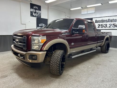 Used 2011 Ford F250 King Ranch w/ King Ranch w/Chrome Pkg AWD/4WD image 3