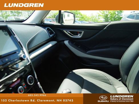 Used 2023 Subaru Forester Limited AWD/4WD image 26